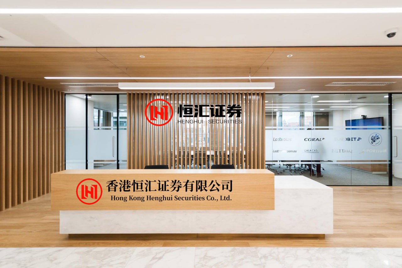 达道宝 美国海军陆战队新兵训练竞赛，体能比拼穿插文化课考试，强...
